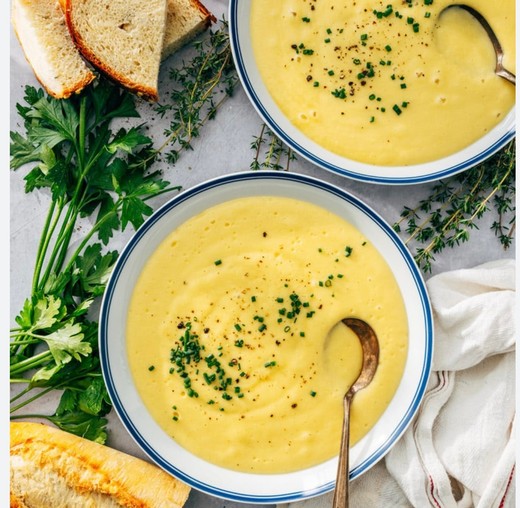 Yukon Gold potato leek soup